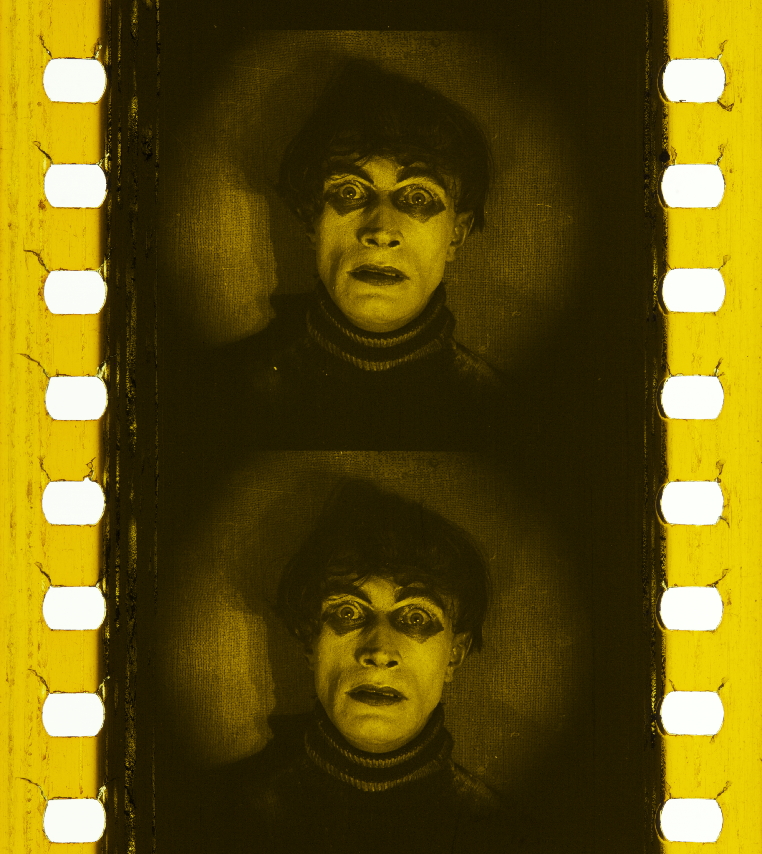 tinted-Caligari_1919-SODRE-MontevideoBologna_CesareOpensEyes